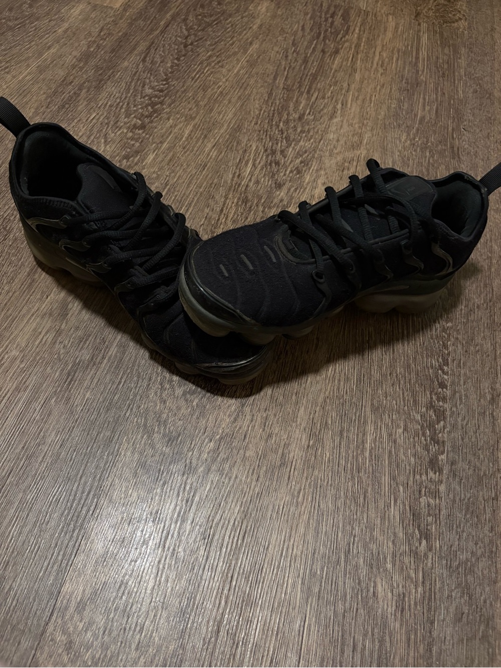 Nike Men's Black Athletic Sneakers